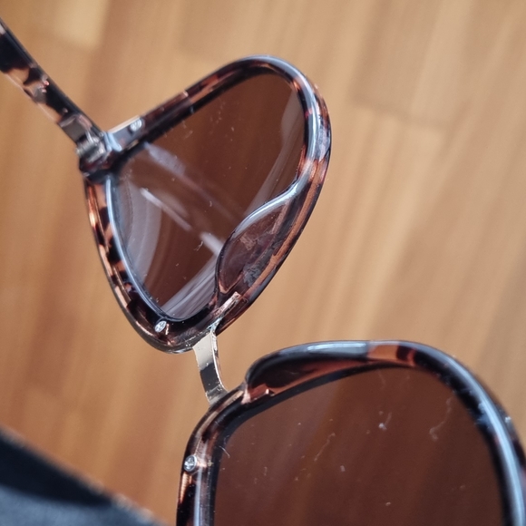 Quay Australia My Girl Sunglasses - Picture 6 of 7